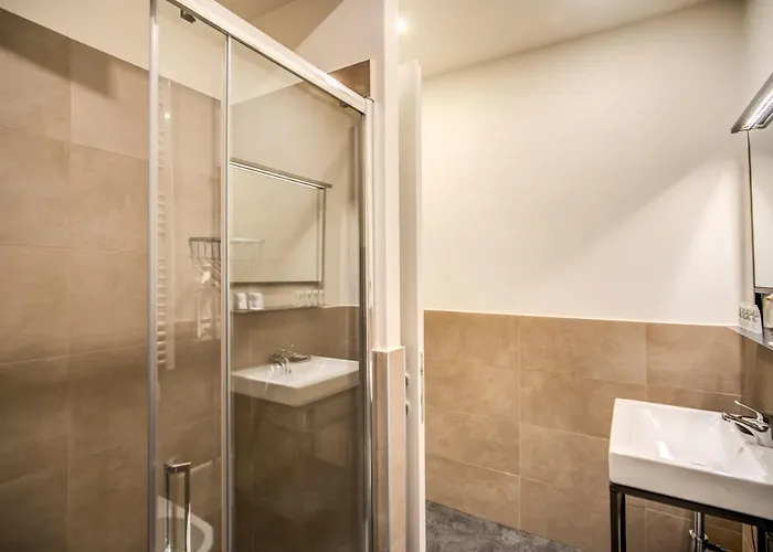 Capranica Private
